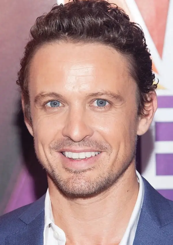 Who Is David Lyons? Wiki & Facts to Know about Selma Blair’s Boyfriend