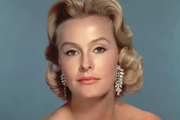 Dina Merrill